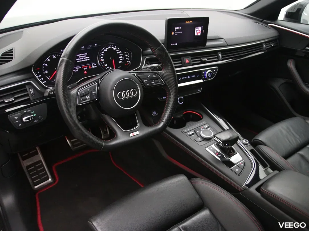 Audi A4 2 140kW