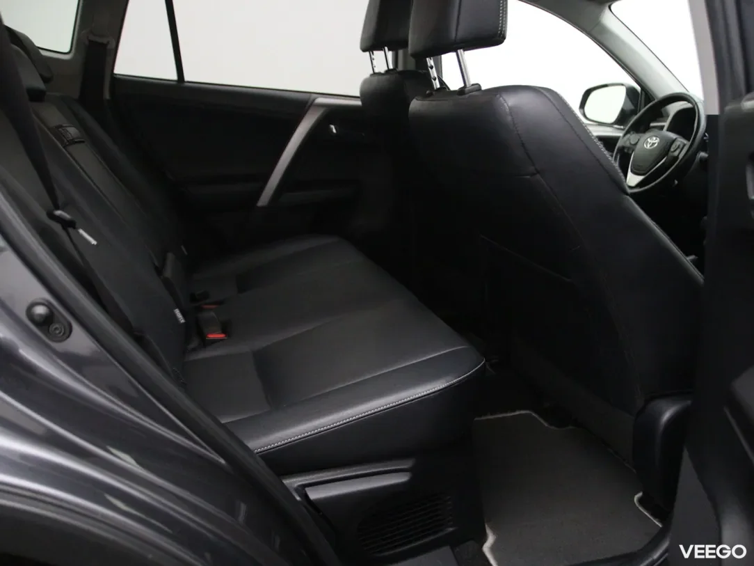 Toyota RAV4 2.5 145kW
