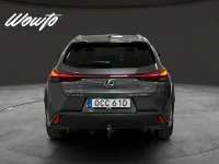 Lexus UX 200 300h E-Four CVT 199HK Premium /Drag /B-Kamera 146kW