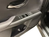 Lexus UX 200 300h E-Four CVT 199HK Premium /Drag /B-Kamera 146kW