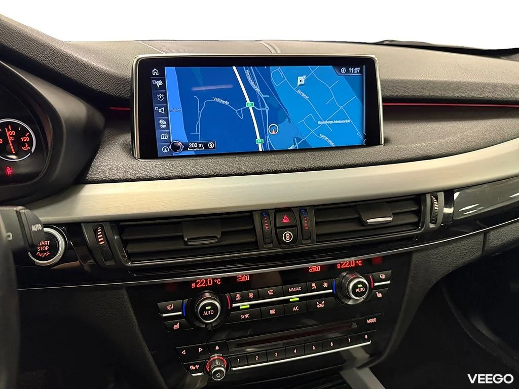 BMW X5 xDrive30d 258HK 7-Sits M-Sport /Innovation /Pano 190kW