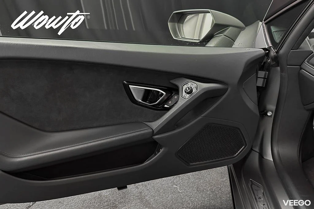 Lamborghini Huracan Evo Spyder DCT 640HK / Lift / Se Spec 471kW