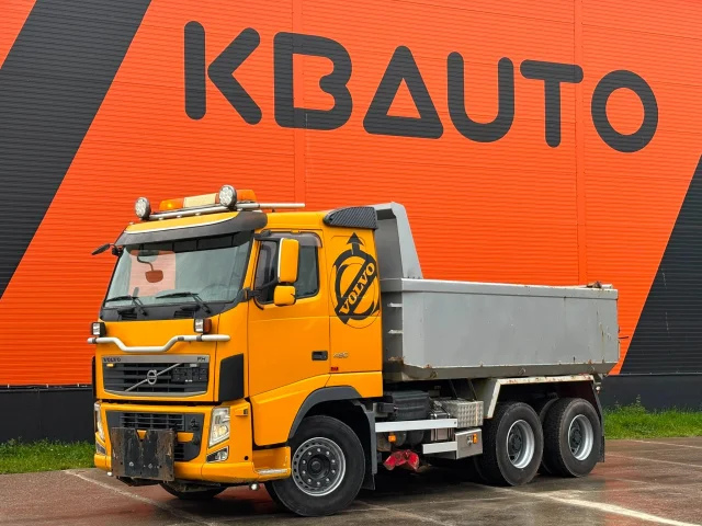 Image of Volvo FH480 UNDERBODY SCARPER / SNOWPLOW EQUIPMENT 480kW