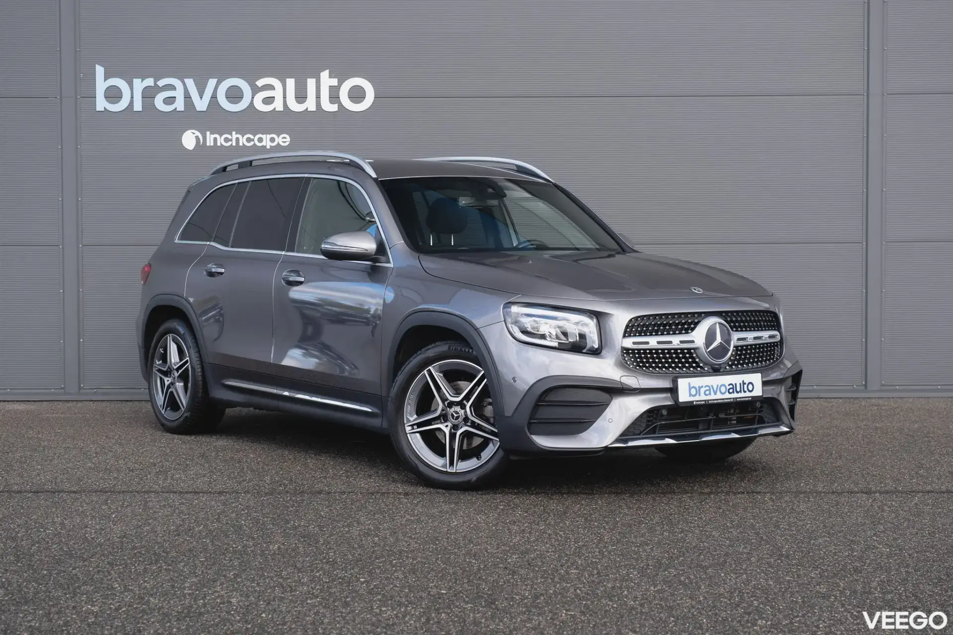 Mercedes-Benz GLB200 AMG Pakett 1.3 120kW