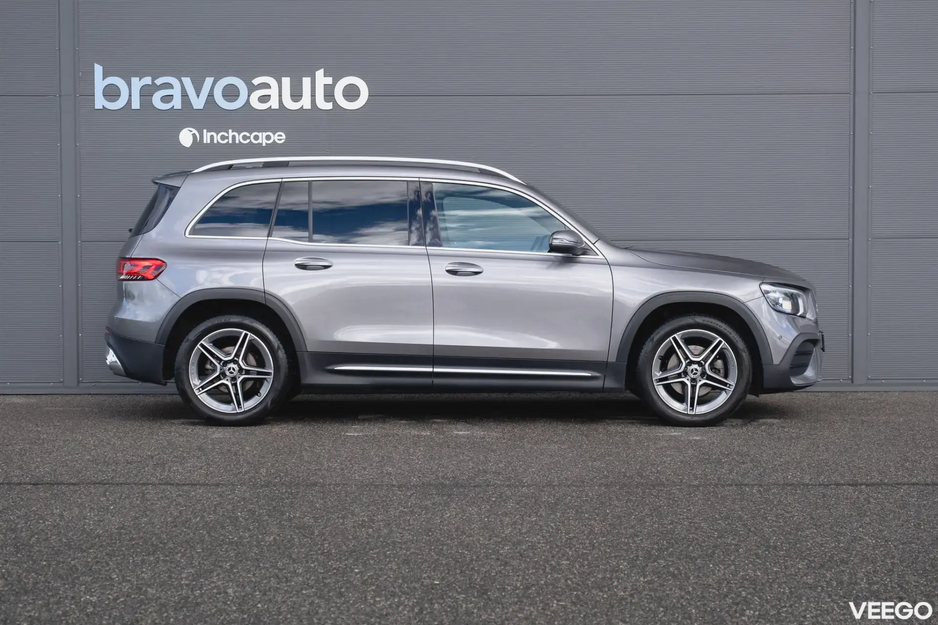 Mercedes-Benz GLB200 AMG Pakett 1.3 120kW