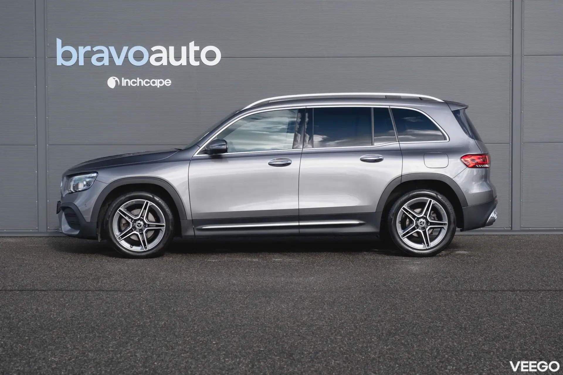 Mercedes-Benz GLB200 AMG Pakett 1.3 120kW