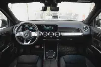 Mercedes-Benz GLB200 AMG Pakett 1.3 120kW thumbnail