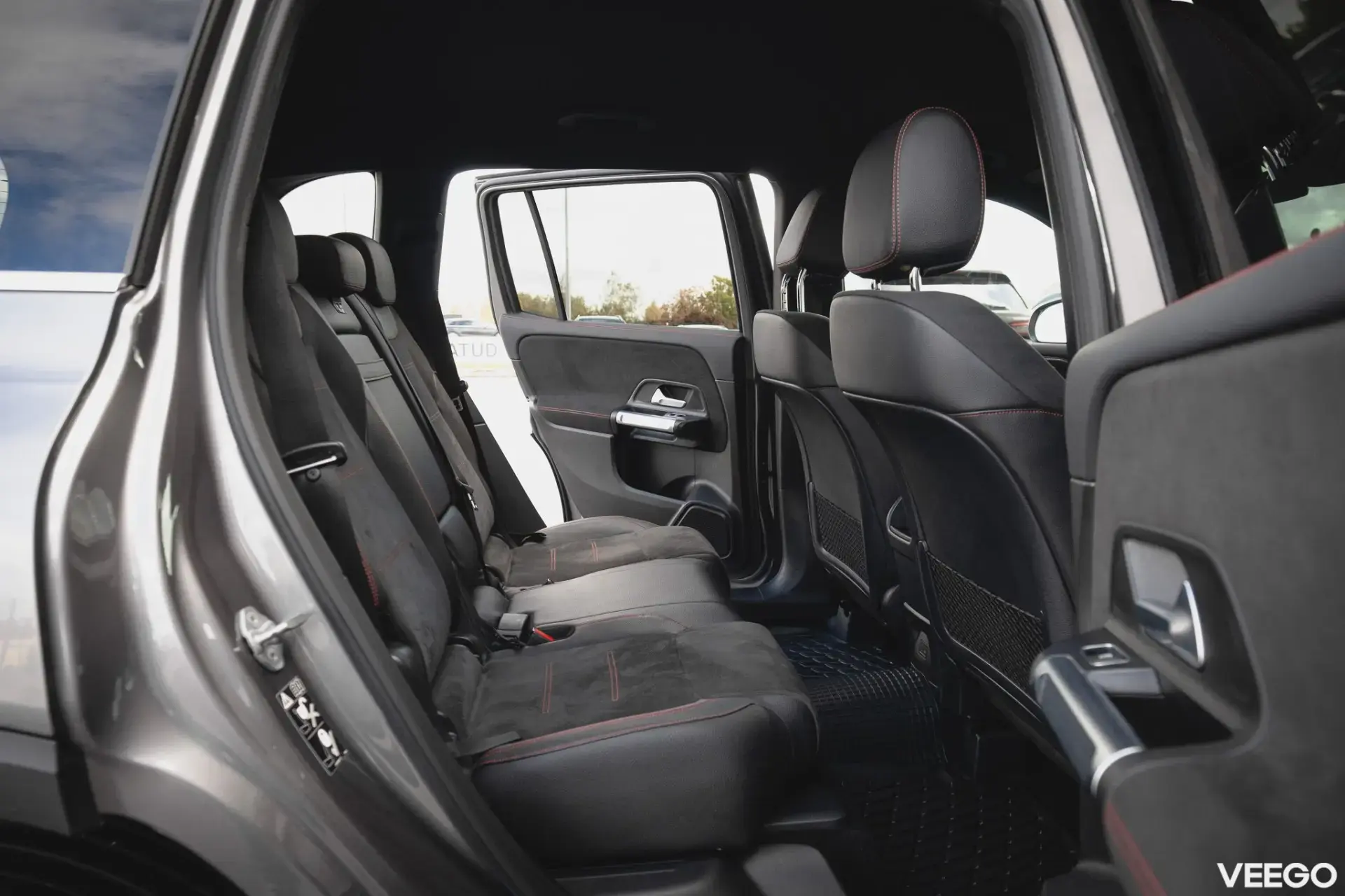 Mercedes-Benz GLB200 AMG Pakett 1.3 120kW