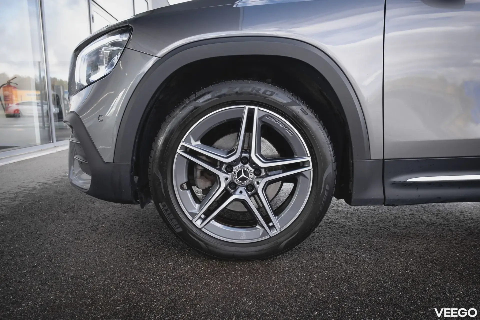 Mercedes-Benz GLB200 AMG Pakett 1.3 120kW