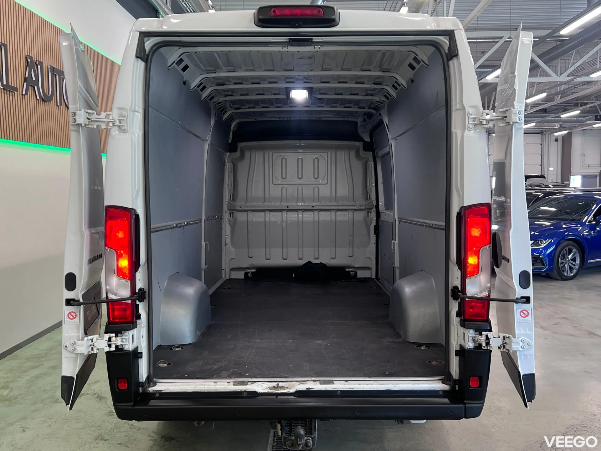 Peugeot Boxer L4H2 103kW