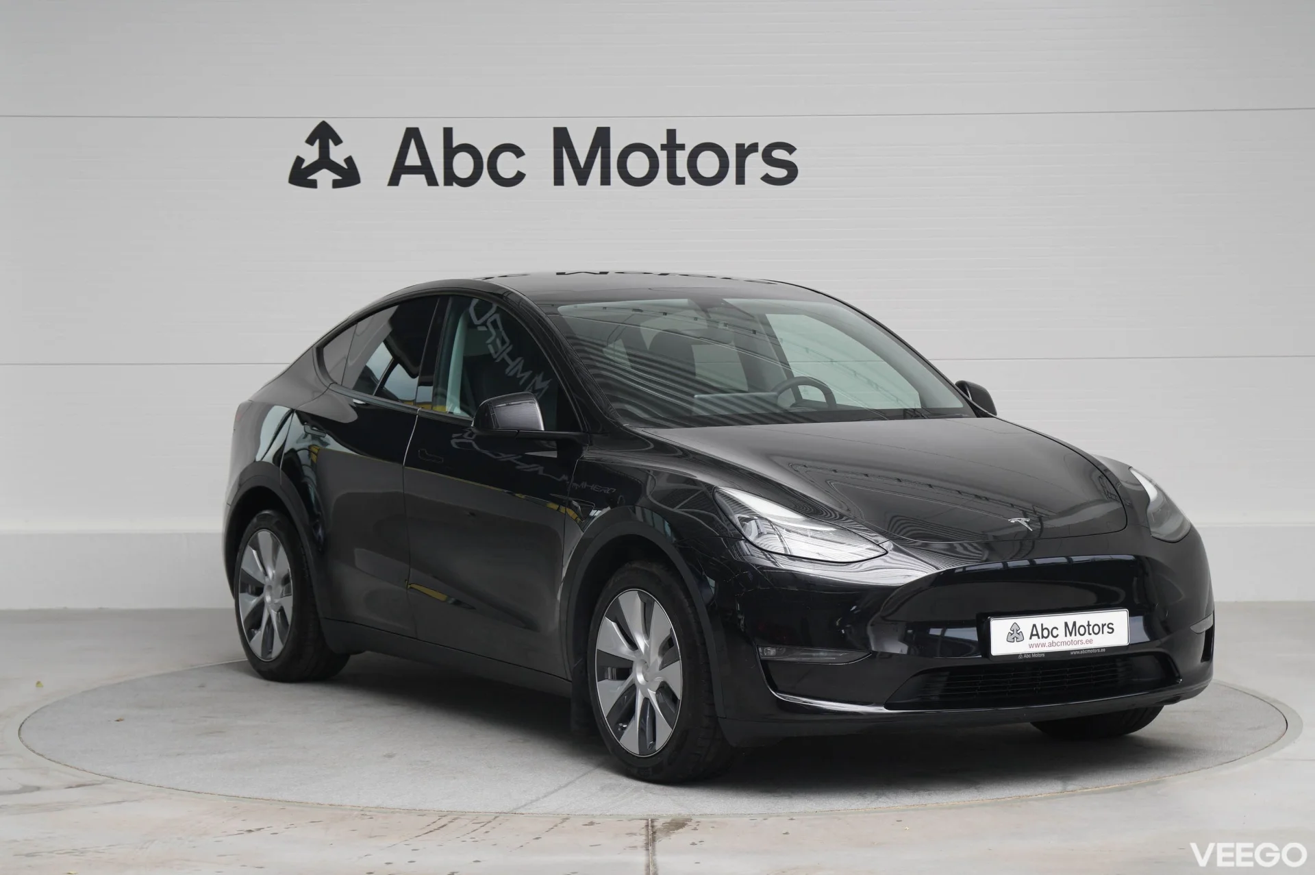 Tesla Model Y LONG RANGE DUAL MOTOR AWD 378kW