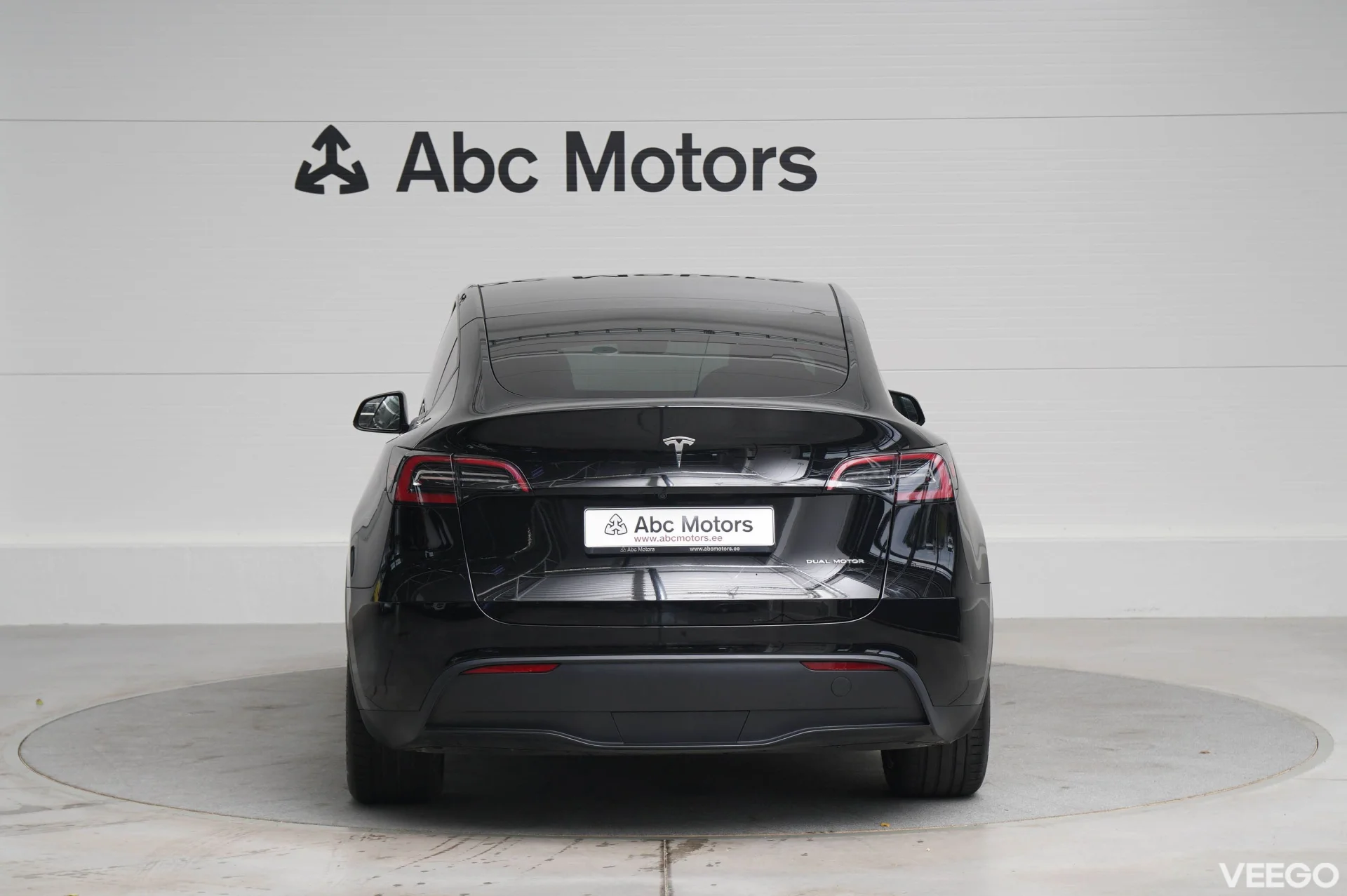 Tesla Model Y LONG RANGE DUAL MOTOR AWD 378kW