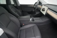 Tesla Model Y LONG RANGE DUAL MOTOR AWD 378kW thumbnail