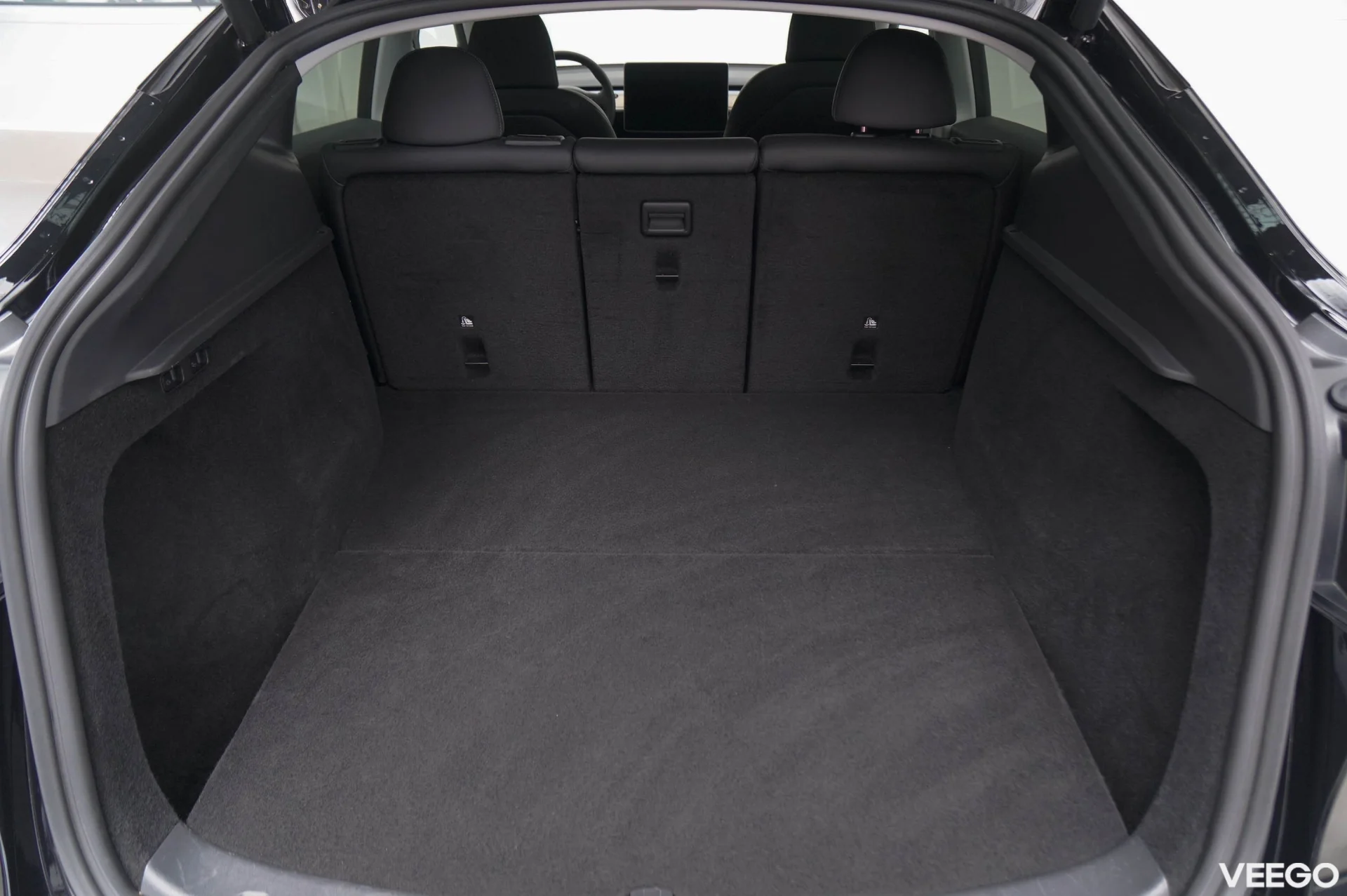 Tesla Model Y LONG RANGE DUAL MOTOR AWD 378kW