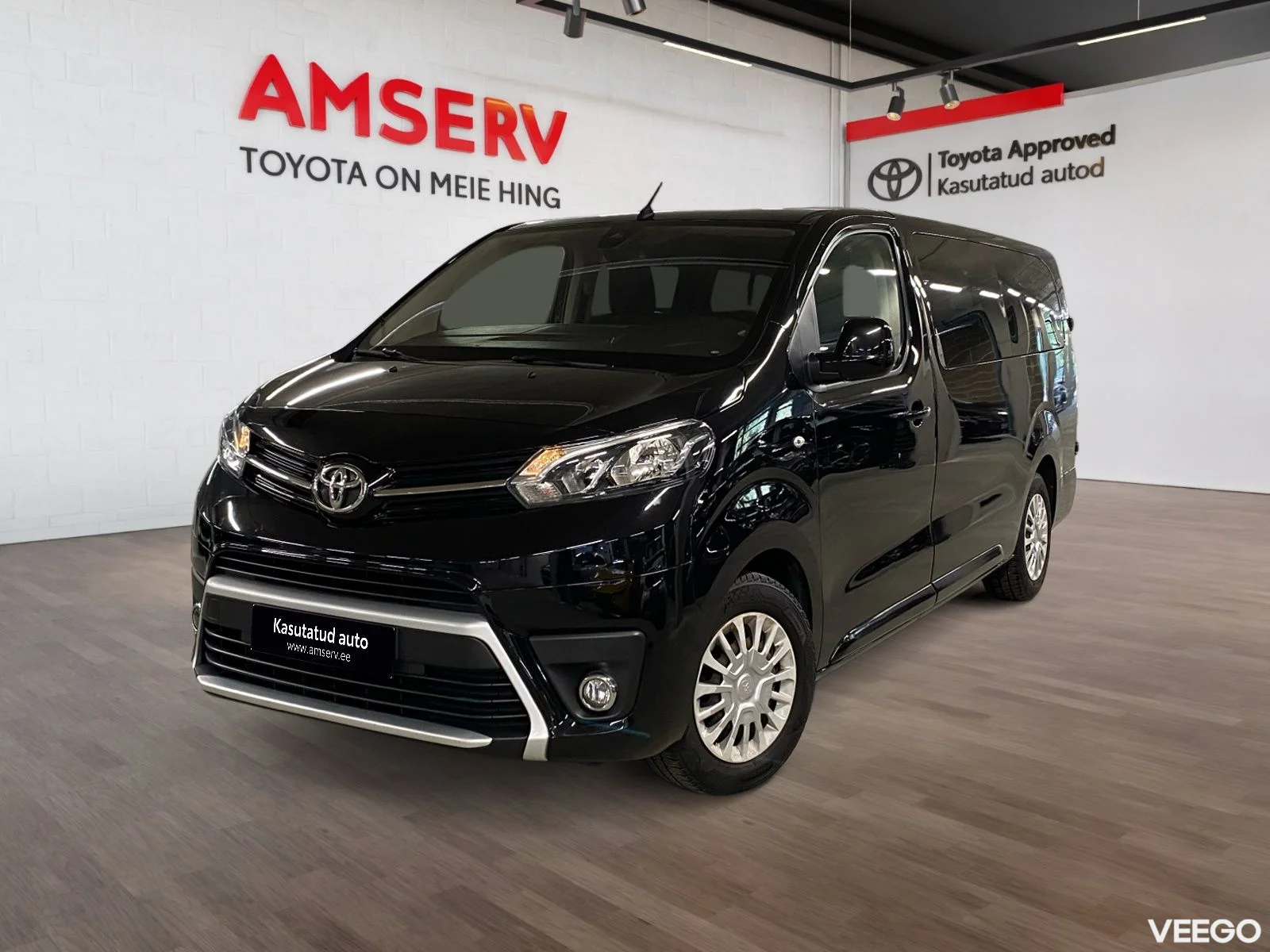 Toyota Proace Verso Long Single side door Shuttle 85kW