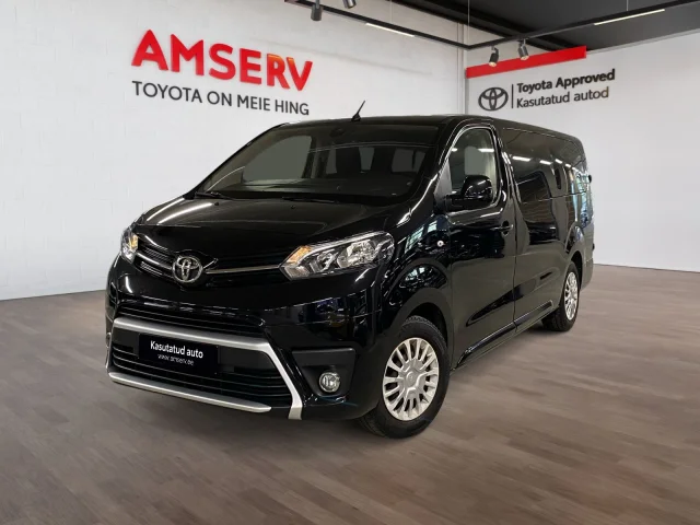 Image of Toyota Proace Verso Long Single side door Shuttle 85kW