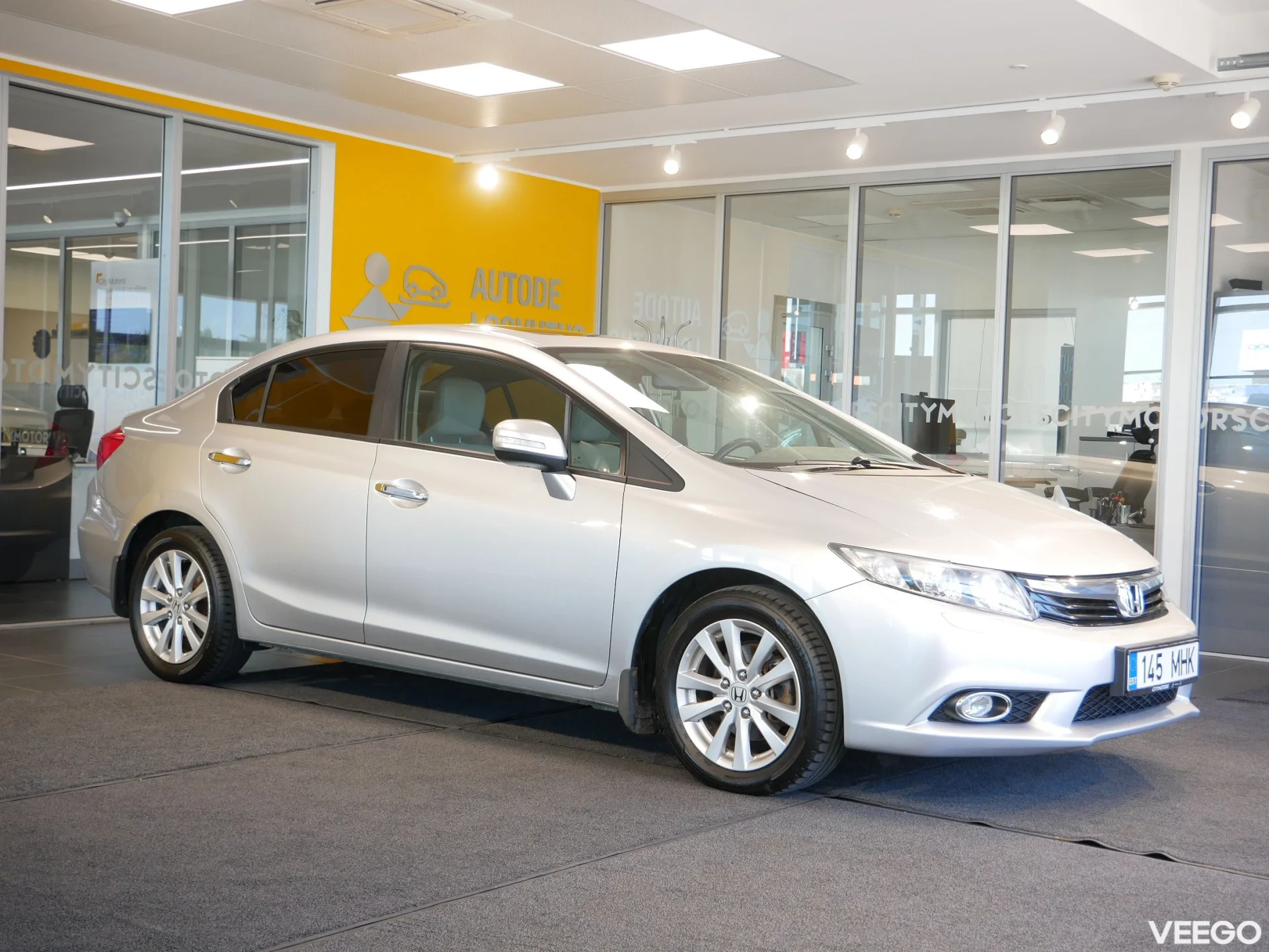 Honda CIVIC 4D - 1.8 104kW