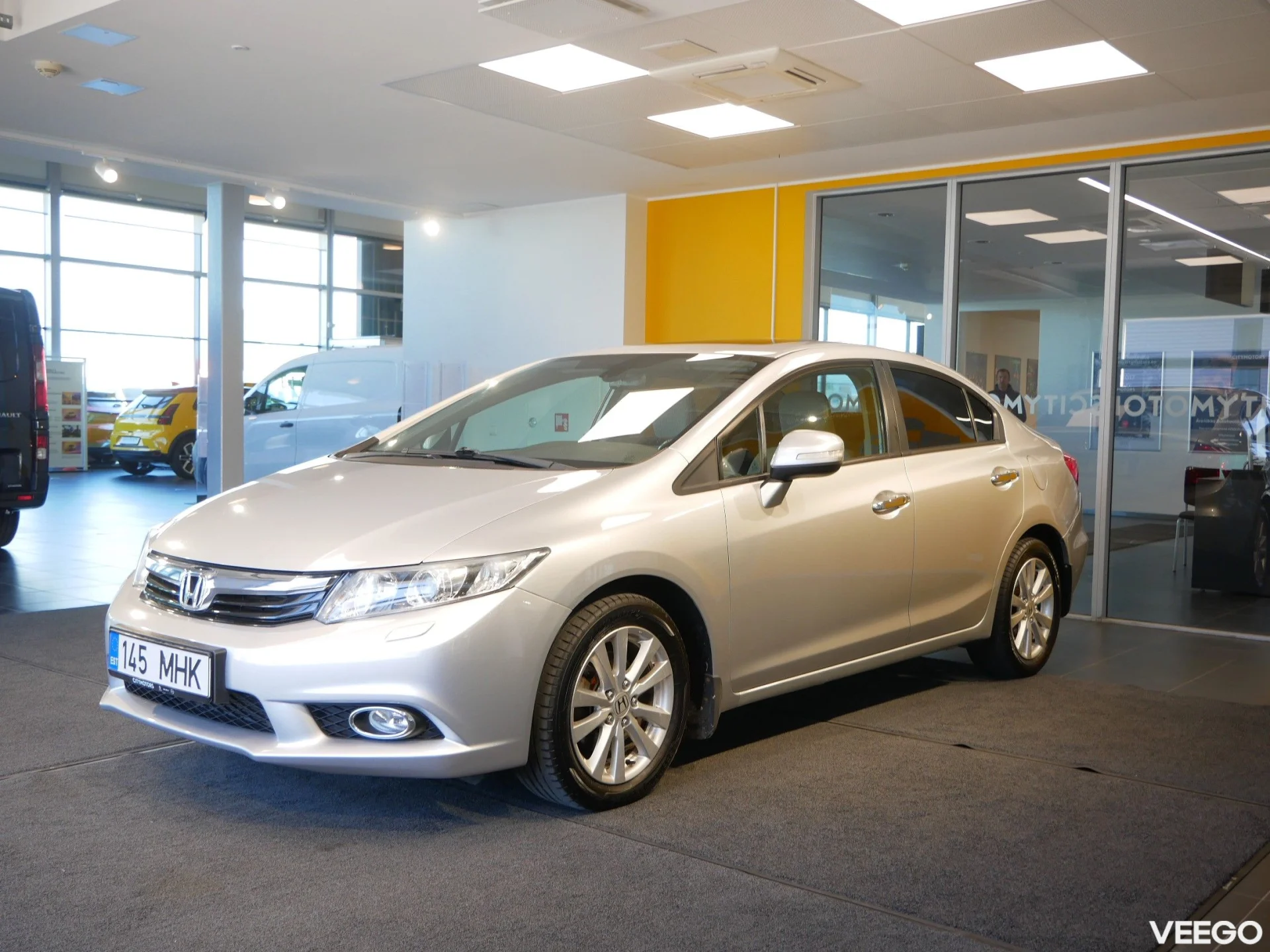 Honda CIVIC 4D - 1.8 104kW