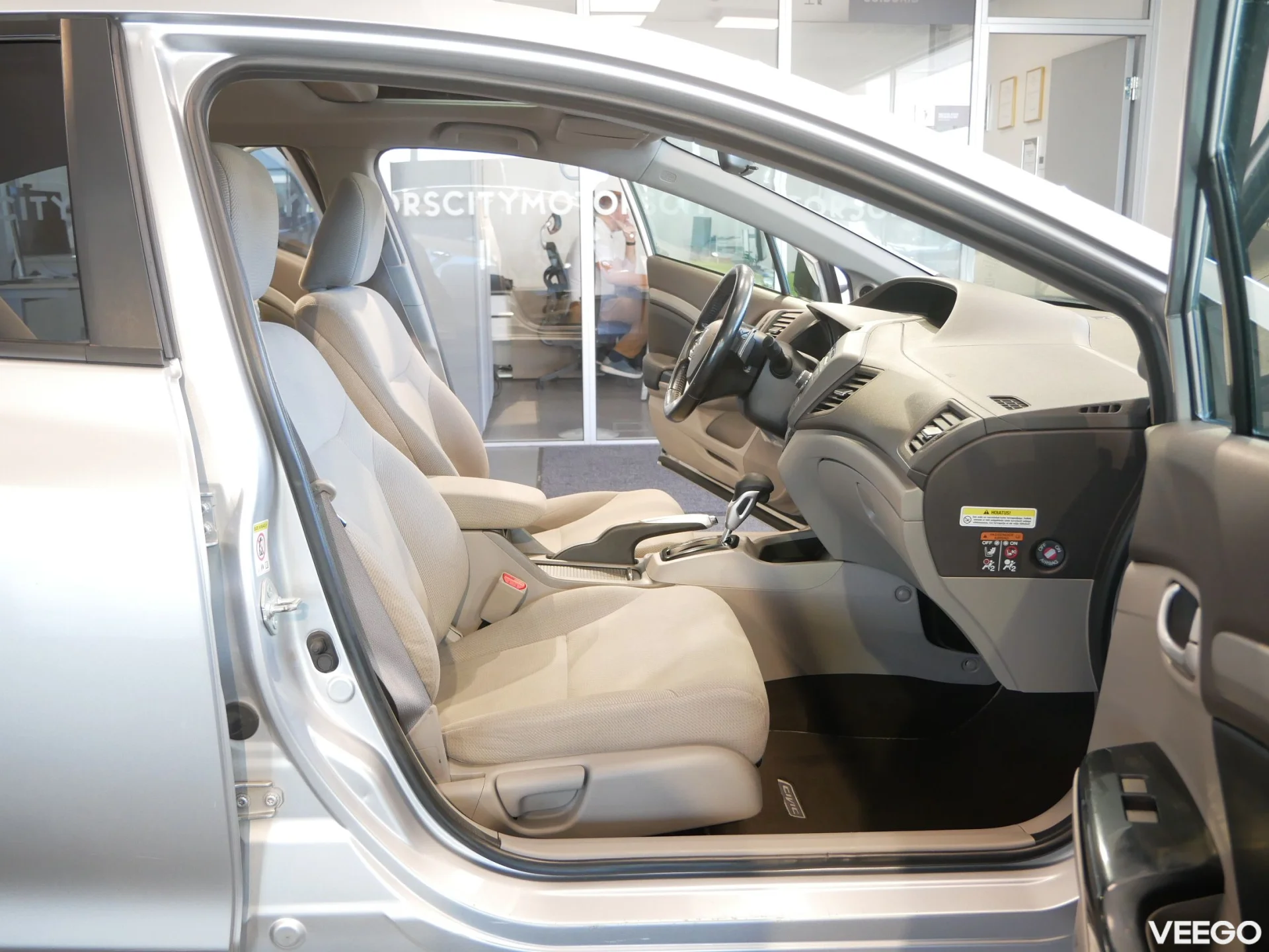 Honda CIVIC 4D - 1.8 104kW