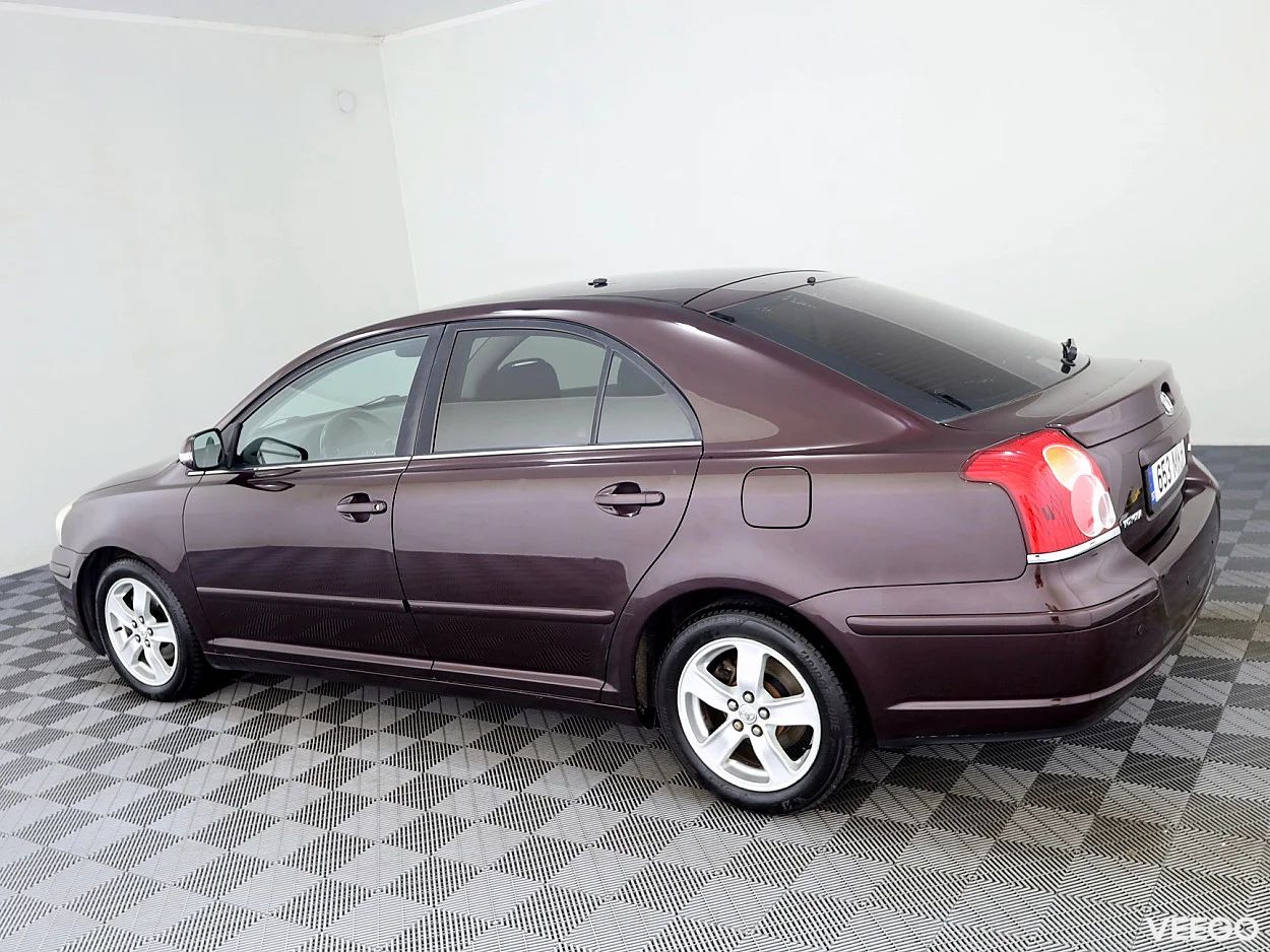 Toyota Avensis 1.8 95kW