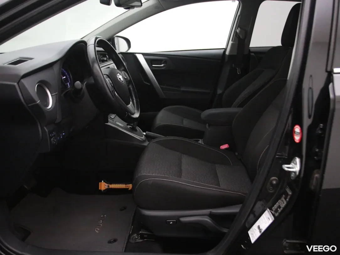 Toyota Auris 1.8 100kW