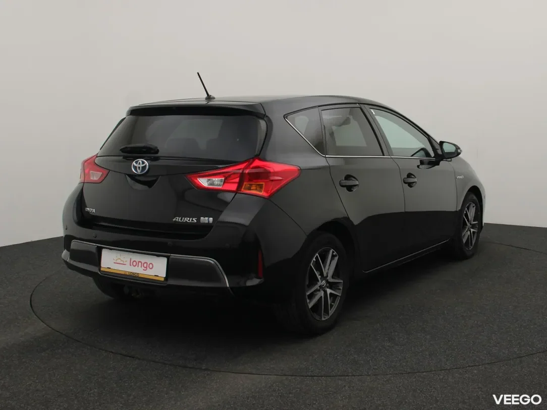 Toyota Auris 1.8 100kW