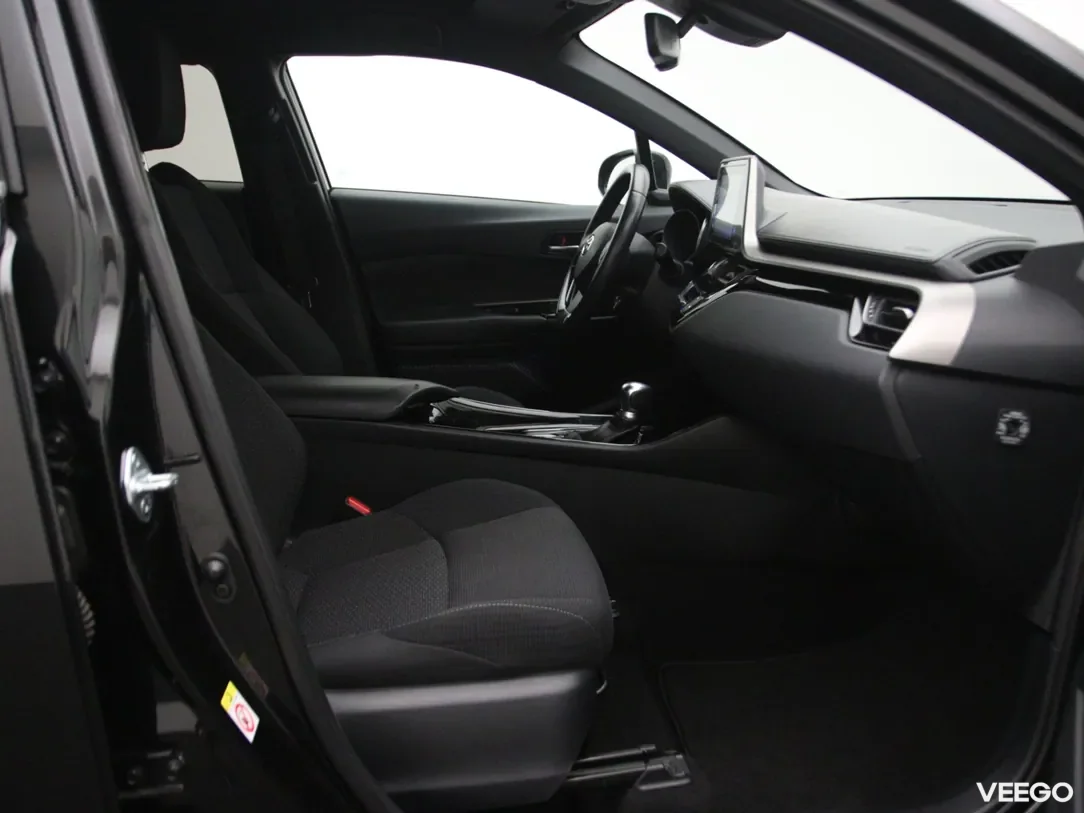 Toyota C-HR 1.8 90kW