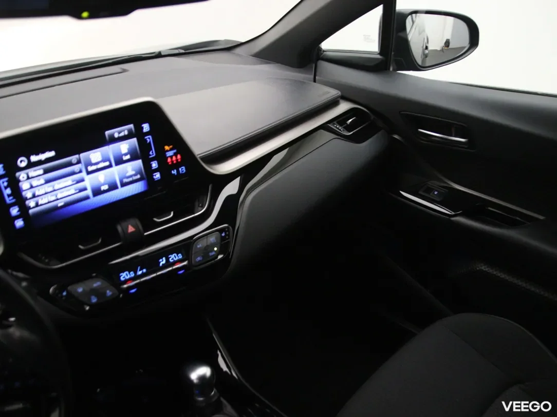 Toyota C-HR 1.8 90kW