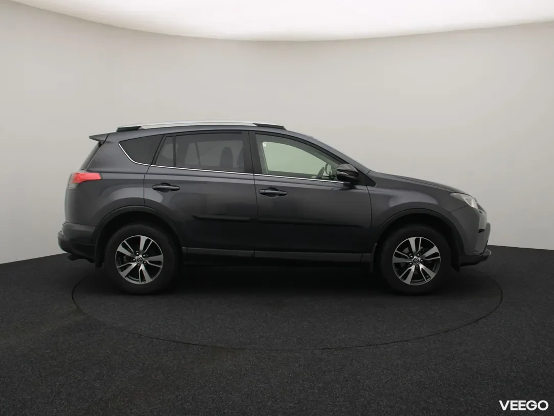 Toyota RAV4 2 112kW