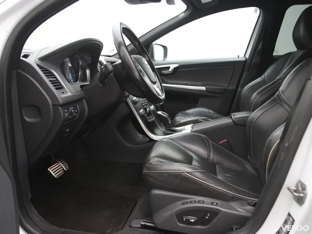 Volvo XC60 2.4 158kW