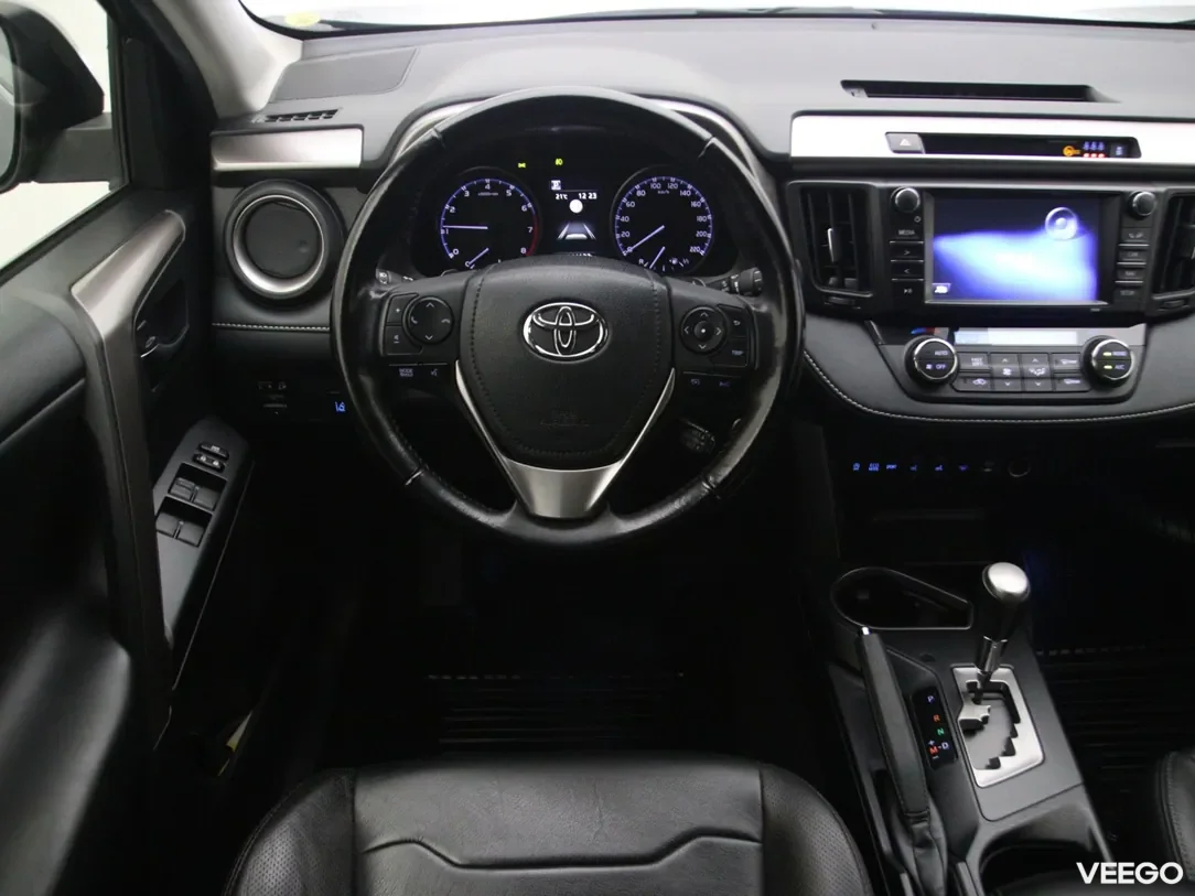 Toyota RAV4 2 112kW