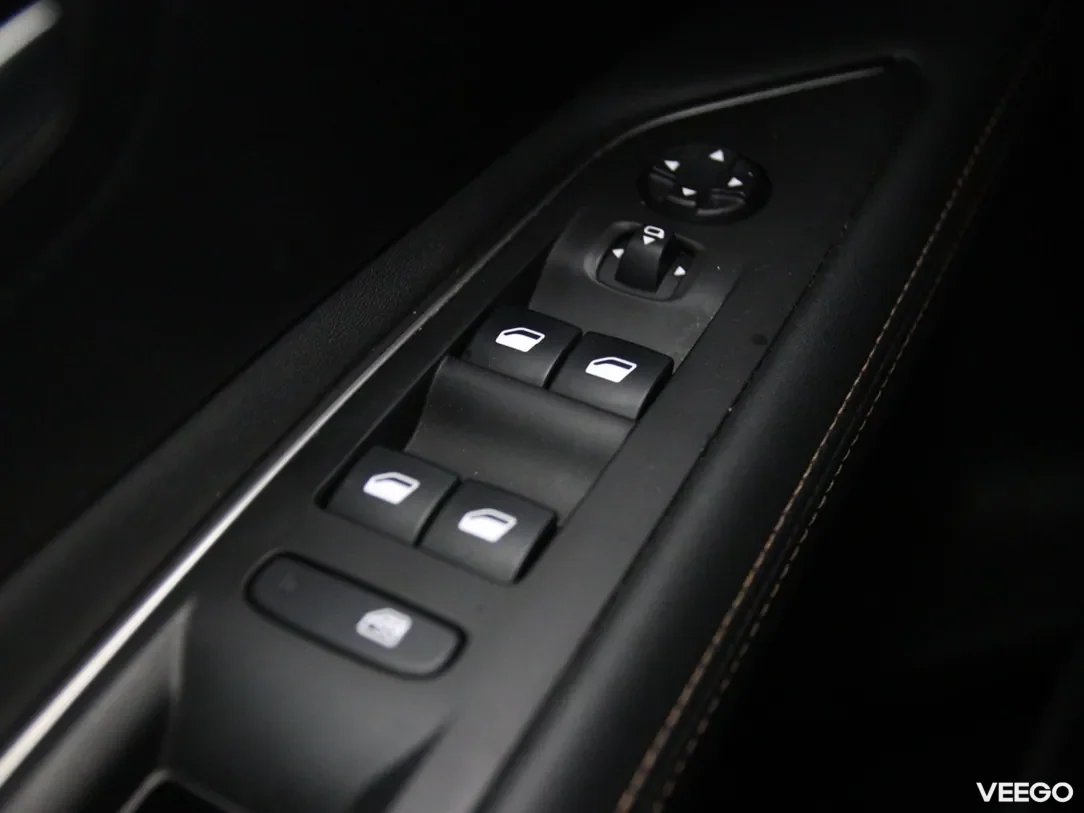 Peugeot 3008 1.2 96kW