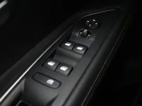 Peugeot 3008 1.2 96kW thumbnail