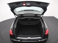 Mercedes-Benz C350 2 205kW thumbnail