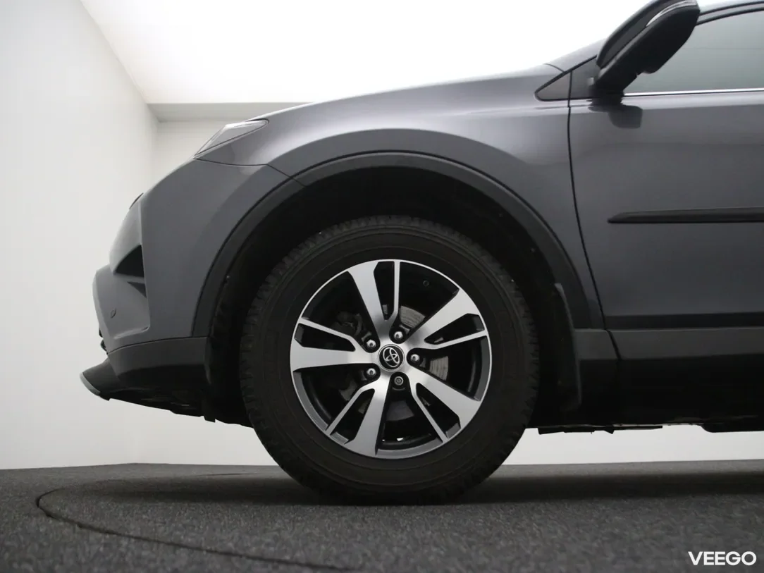 Toyota RAV4 2 112kW