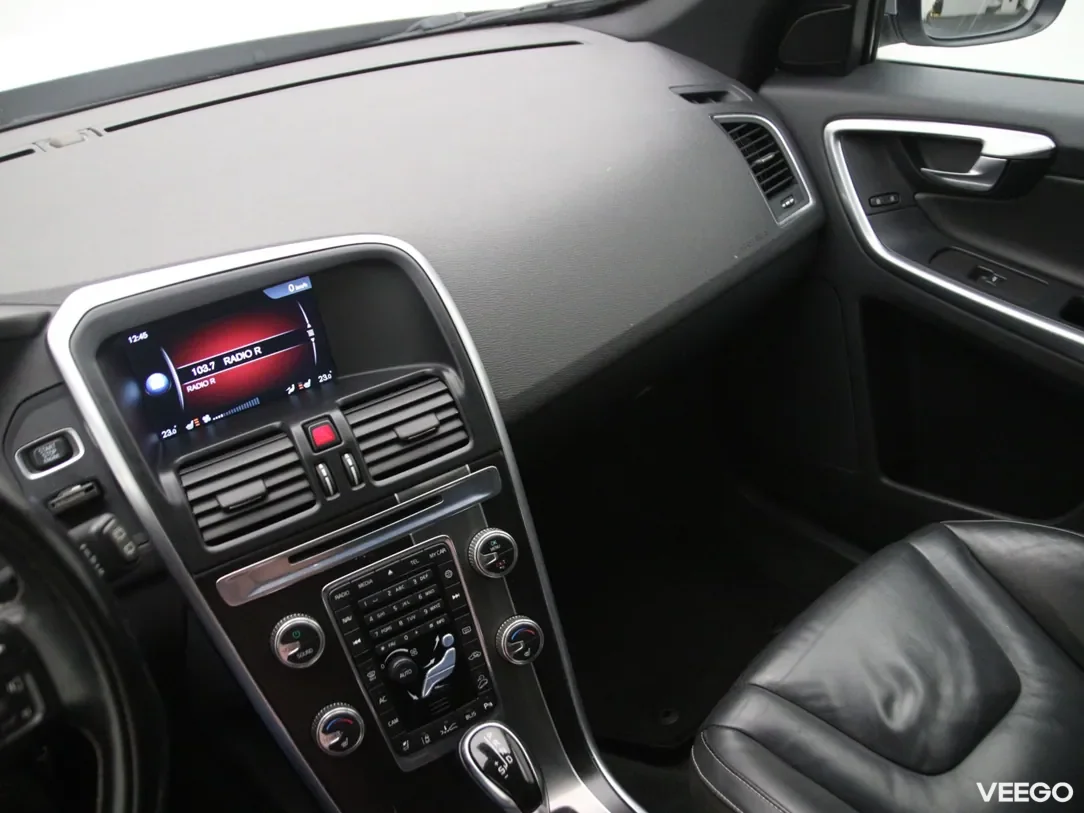 Volvo XC60 2.4 158kW