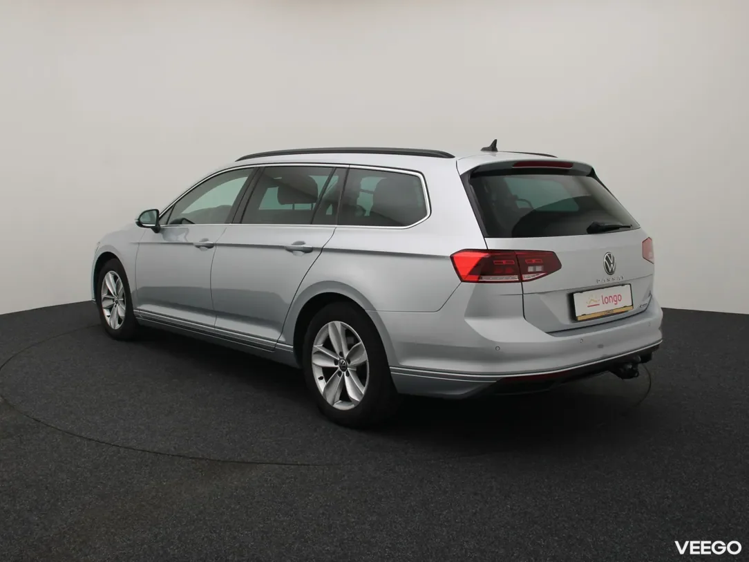 Volkswagen Passat 2 147kW