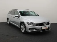 Volkswagen Passat 2 147kW thumbnail
