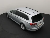Volkswagen Passat 2 147kW thumbnail