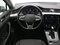 Volkswagen Passat 2 147kW thumbnail