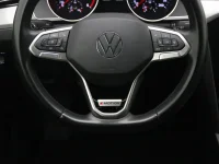 Volkswagen Passat 2 147kW thumbnail