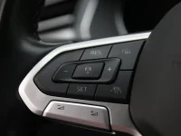 Volkswagen Passat 2 147kW thumbnail