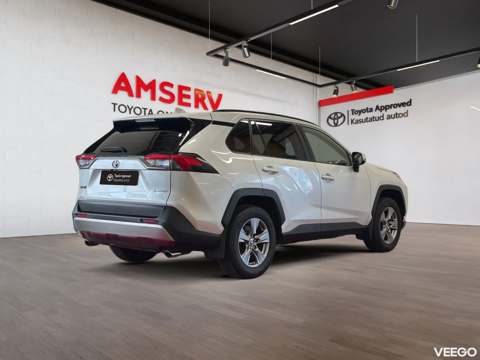 Toyota RAV4 Luxury + Comfort pakett 2.5 131kW