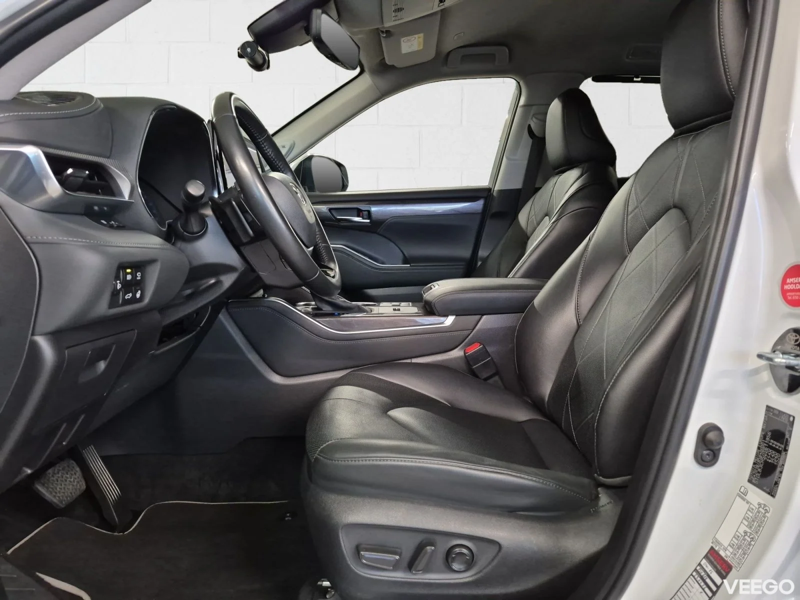 Toyota Highlander Premium AWD 2.5 140kW