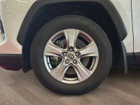 Toyota RAV4 Luxury + Comfort pakett 2.5 131kW thumbnail