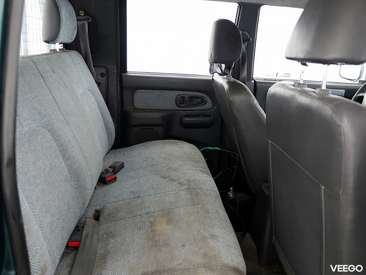 Mitsubishi L200 2.5 73kW