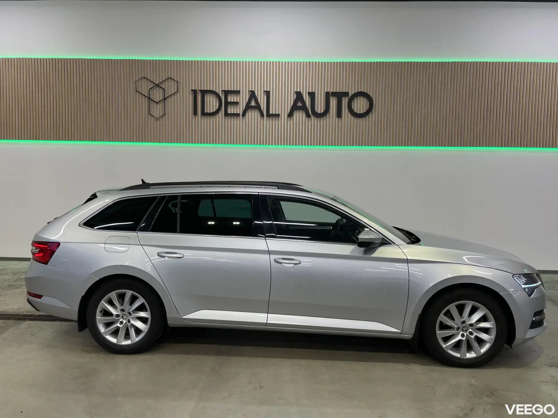 Skoda Superb - 110kW