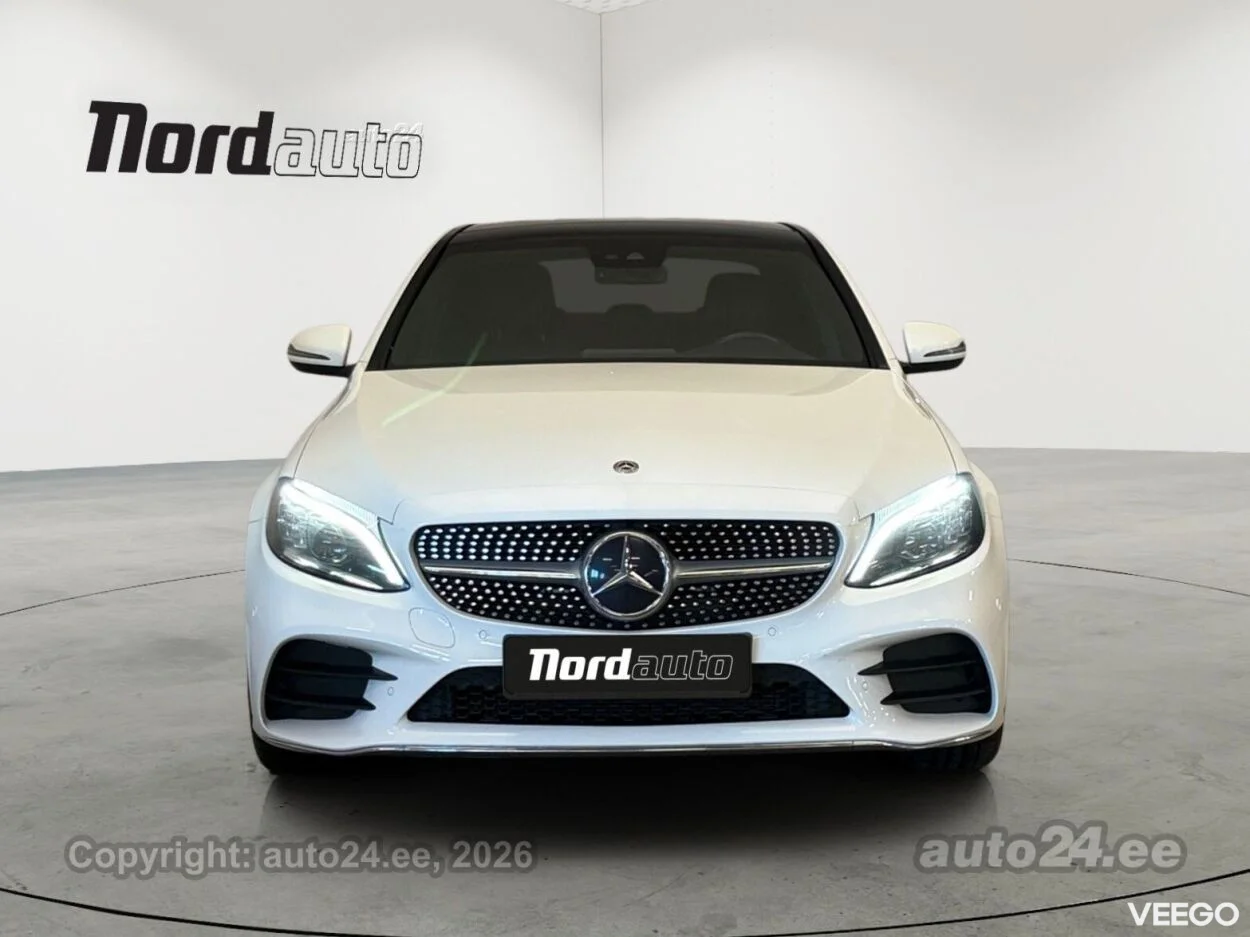 Mercedes-Benz C200 AMG 1.6 118kW