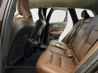 Volvo XC60 AWD 2 140kW thumbnail