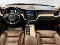 Volvo XC60 AWD 2 140kW thumbnail